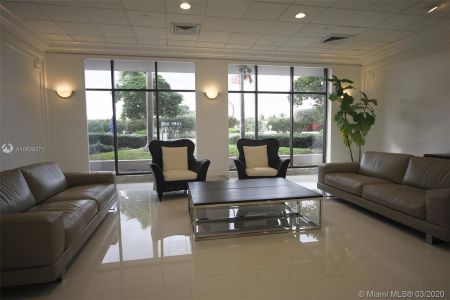 5700 Collins Ave #7A photo03