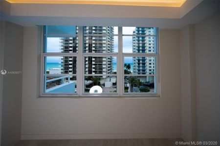 5700 Collins Ave #7A photo08